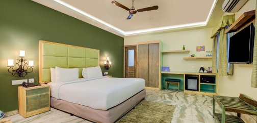 The Courtyard Rooms